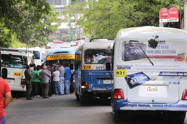 Transportistas hondureños claman por cese a ola de inseguridad