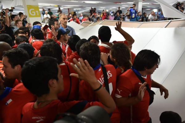 Unos 30 chilenos arrestados por tratar de entrar por la fuerza en Maracaná