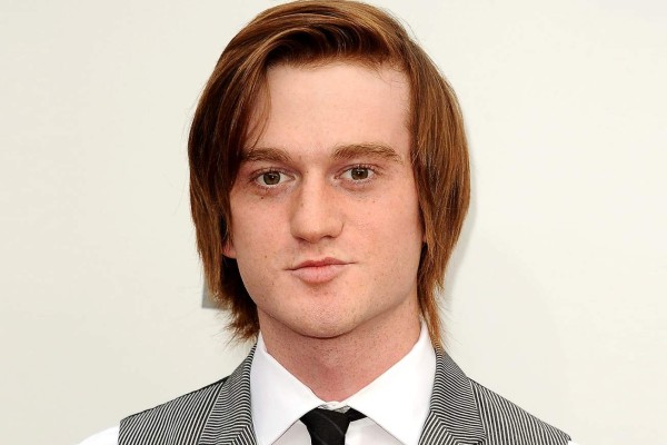 Asesinan al actor Eddie Hassell, del programa 'Surface'