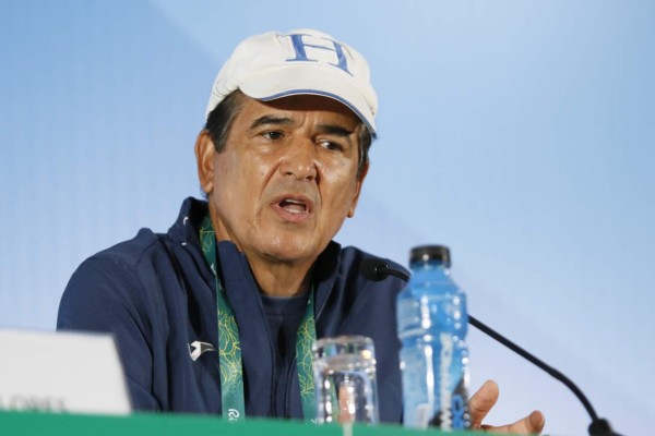 Pinto defiende al cuerpo técnico tras polémica foto con Neymar