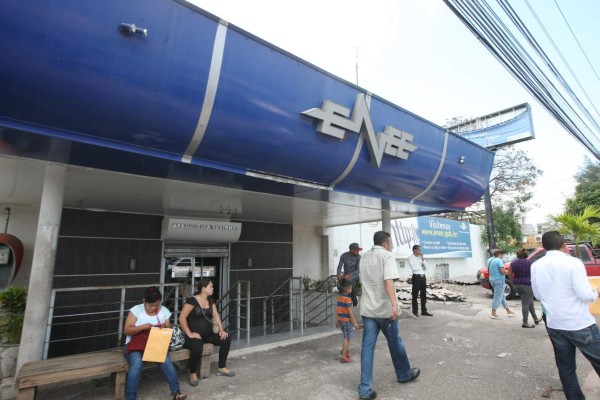 Enee cerrará con pérdidas y deudas por L24,950 millones