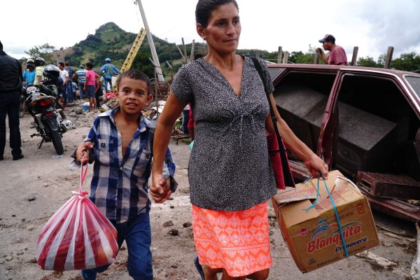 Intermitente paso de vehículos a aduanas de occidente