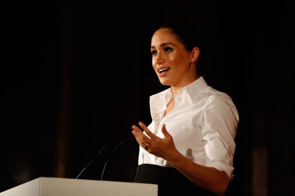 Meghan Markle interesada en campaña para 'descolonizar' las universidades