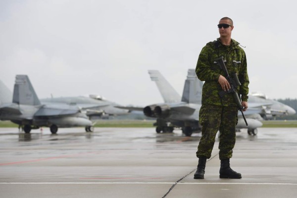 Rusia desplegó cuatro aviones de combate en Siria: EUA