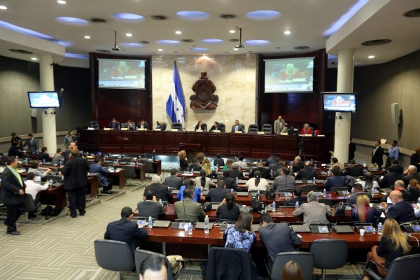 Diputados arrancarán tercera legislatura con una agenda cargada de temas pendientes