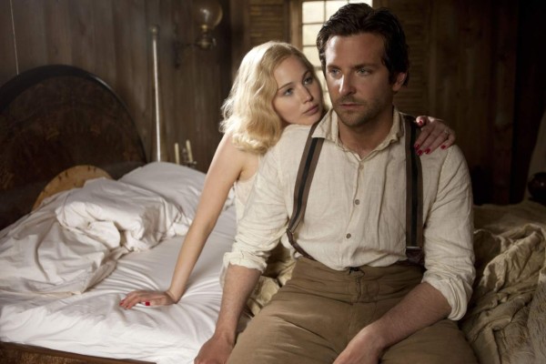 Bradley Cooper apoya lucha de Jennifer Lawrence