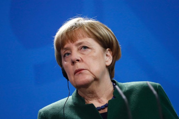 Merkel denuncia carácter antimusulmán de decreto de Trump