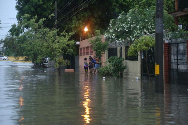 Ya se reportan las primeras inundaciones en San Pedro Sula