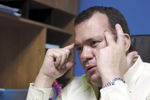 Villeda: Renato tiene méritos para una candidatura