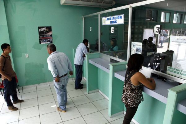 Suspenden atenciones en el Seguro Social de La Ceiba