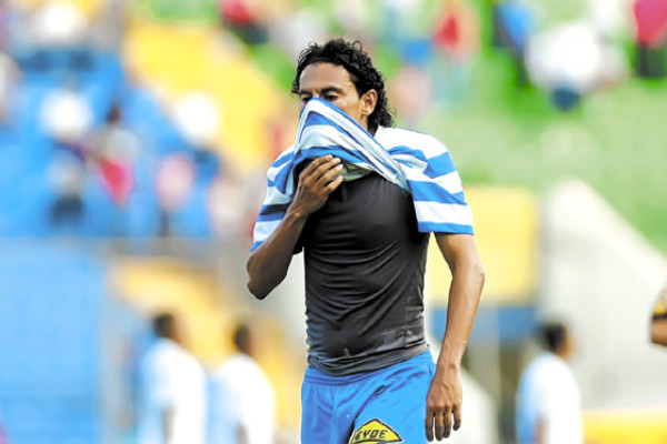 Anthony Lozano se lució contra el Victoria