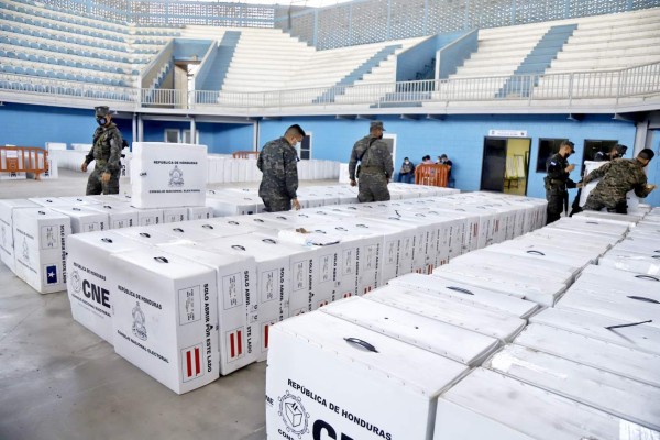Las 3,345 maletas electorales de Cortés regresan hoy a Tegucigalpa