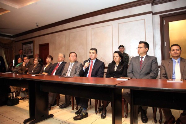 Corte Suprema define conformación de sus salas