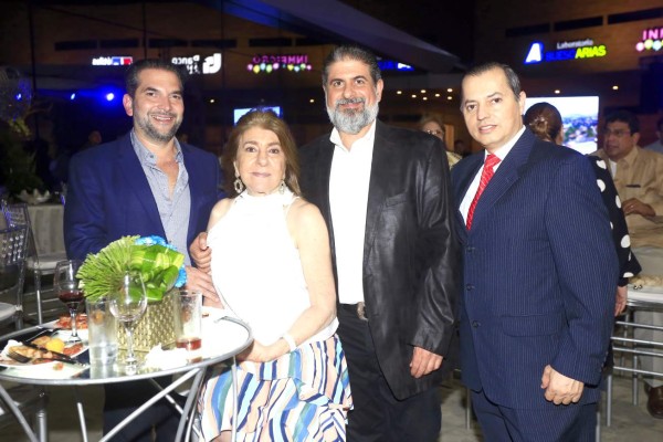 Apertura del Century Business Square