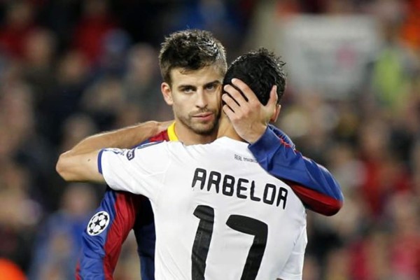 Arbeloa y Piqué: cruce de dardos tras la derrota del Barcelona
