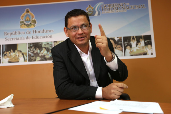 Educación busca reformar Estatuto