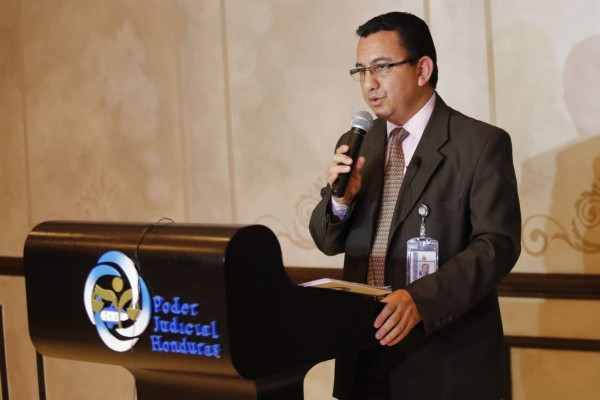 Crean juzgados especiales contra corrupción y extorsión