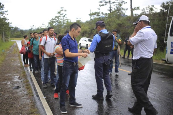 La deportación de inmigrantes hondureños aumentó 31.1% entre enero y abril