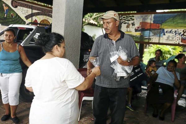 A los pacientes les entregaron medicamentos para bajar la fiebre y malestares.