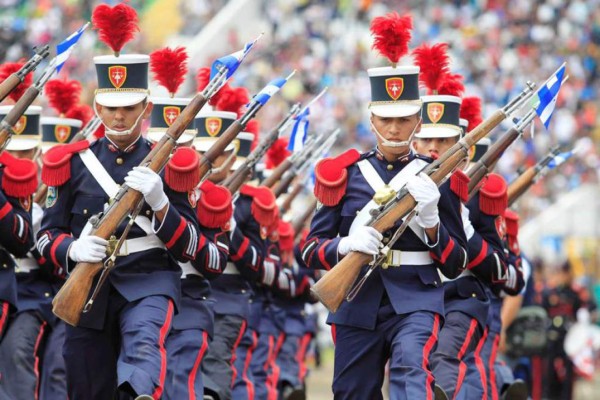 Lanzan festividades del mes de la patria