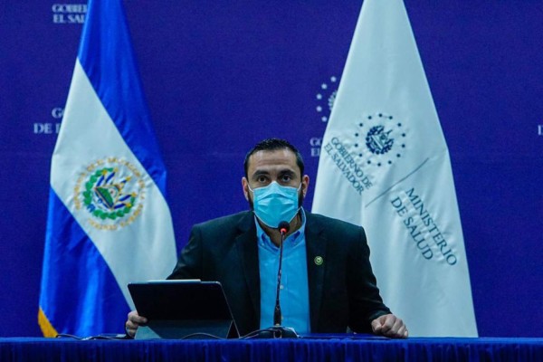 El Salvador reporta incremento de casos pese a campaña de vacunación