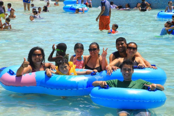 Un buen chapuzón para refrescarse de las altas temperaturas