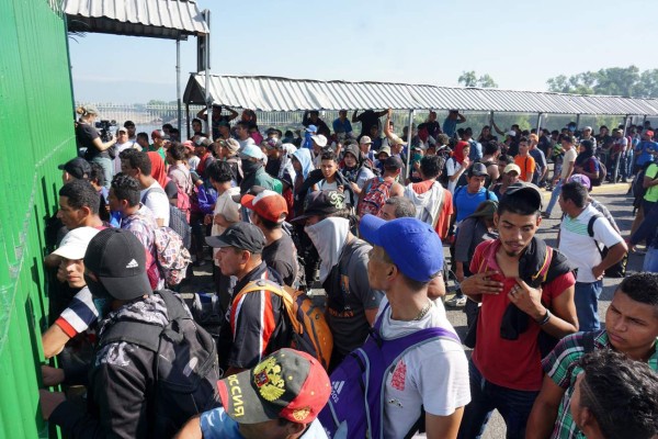 México detecta 20 redes de tráfico de migrantes