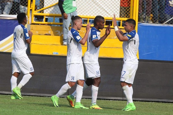 Selección de Honduras empató 1-1 ante Costa Rica