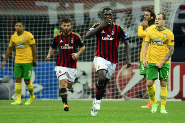 Infortunio de Emilio Izaguirre y el Celtic pierde con el Milan