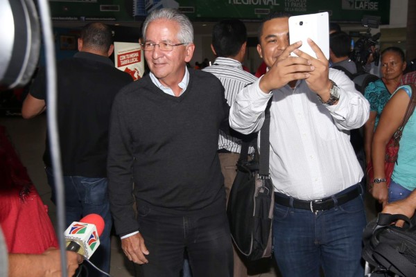 Expresidente hondureño Maduro dice no aspirará de nuevo a la Presidencia