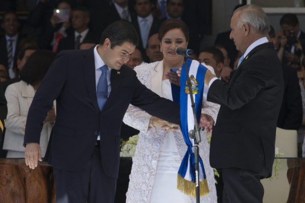 Honduras y sus 32 años de democracia en una línea del tiempo
