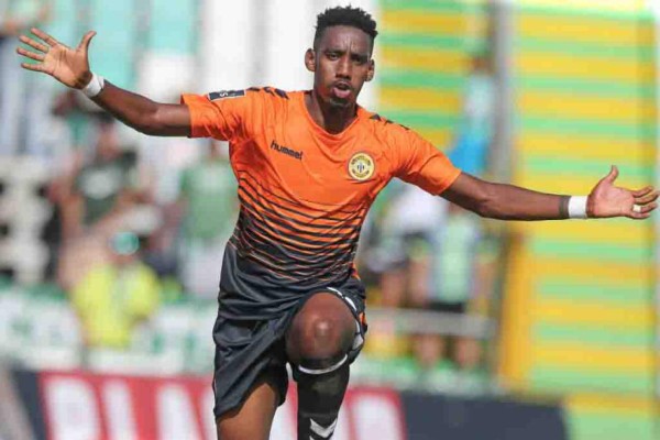 Video: Hondureño Bryan Róchez se luce con golazo en la primera de Portugal