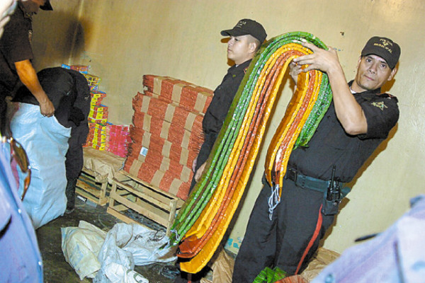 Prohibición de venta de pólvora será ley