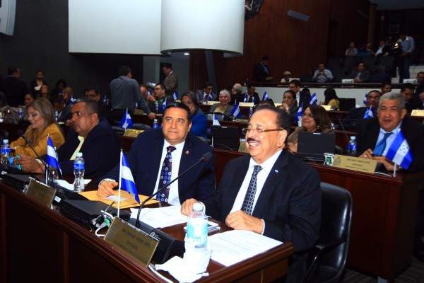 Penas de 40 años y cadena perpetua figuran en reformas al Código Penal