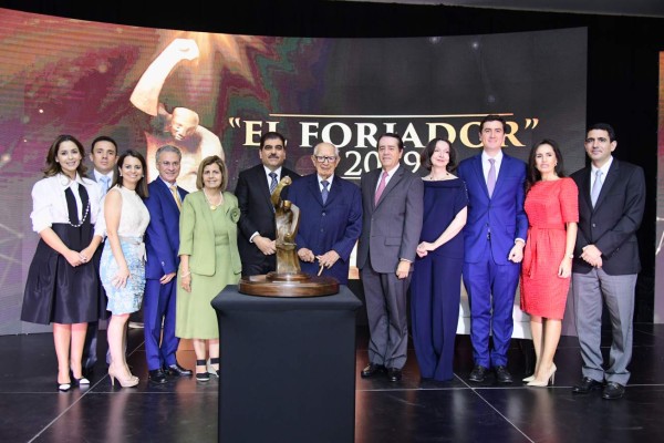 La gala del premio El Forjador para Jorge Bueso Arias
