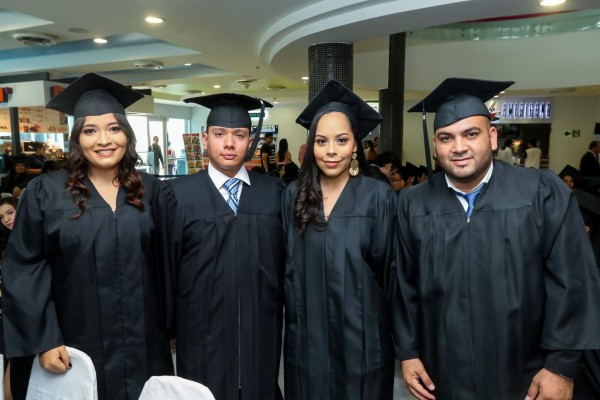 Alegría por graduaciones de Unitec y Ceutec