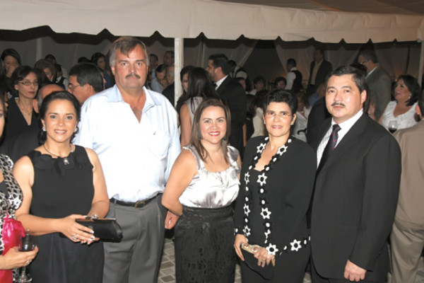 La fiesta del 325 Río Piedras