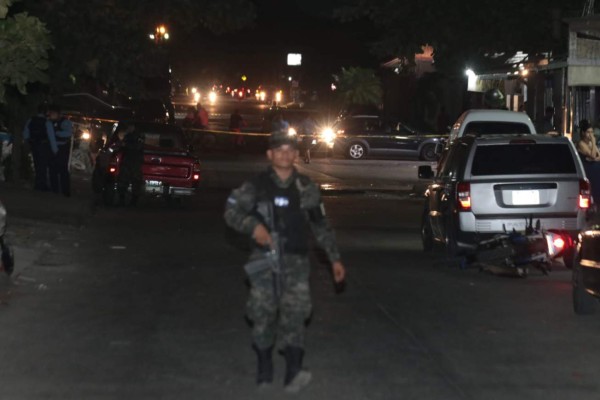 Encapuchados acribillan a dos hombres en colonia San Carlos de Sula