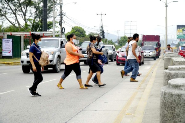 Peatones, excluidos de la infraestructura vial de San Pedro Sula