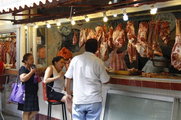Prevén aumento de dos lempiras en los precios de la carne de cerdo