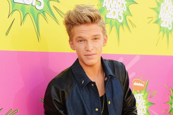 Cody Simpson cumple 18 años