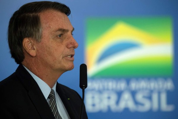 Bolsonaro advierte que el Ejército de Brasil está listo para enfrentar protestas