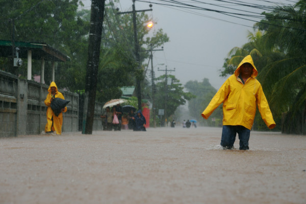 Lluvias dejan inundaciones en 5 municipios de Cortés