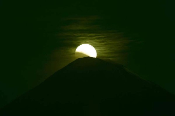 Así se vio el eclipse de Luna roja en el mundo