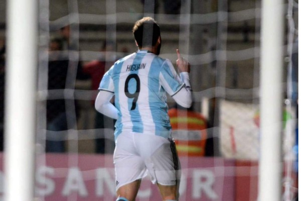 VIDEO: El golazo de crack de Higuaín ante Honduras