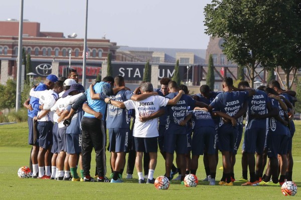 Honduras da vuelta a la página y se enfoca en Panamá