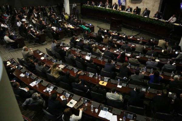 Diputados analizan declarar estado de excepción en Honduras