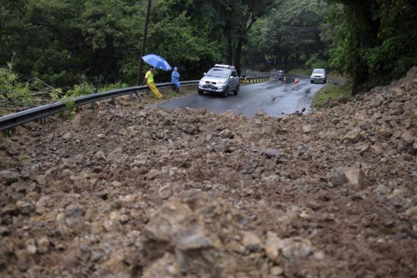 Costa Rica decreta estado de emergencia para atender daños causados por Eta