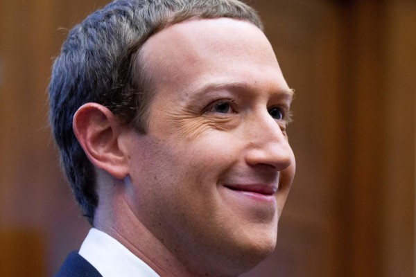 Justicia de EEUU rechaza demandas contra Facebook por monopolio