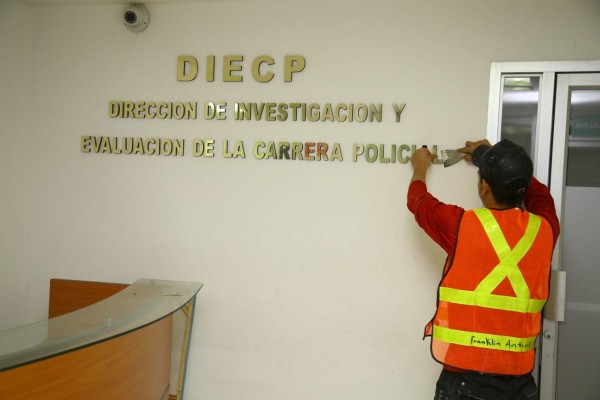 Recomendados políticos buscan colarse en nuevo ente depurador